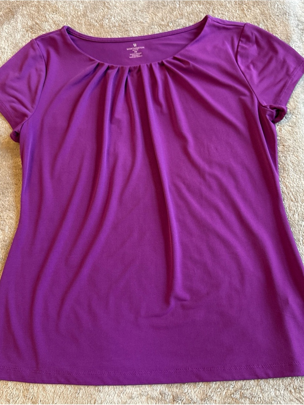 Worthington Magenta Pleated Scoop Neck Short Sleeve Top